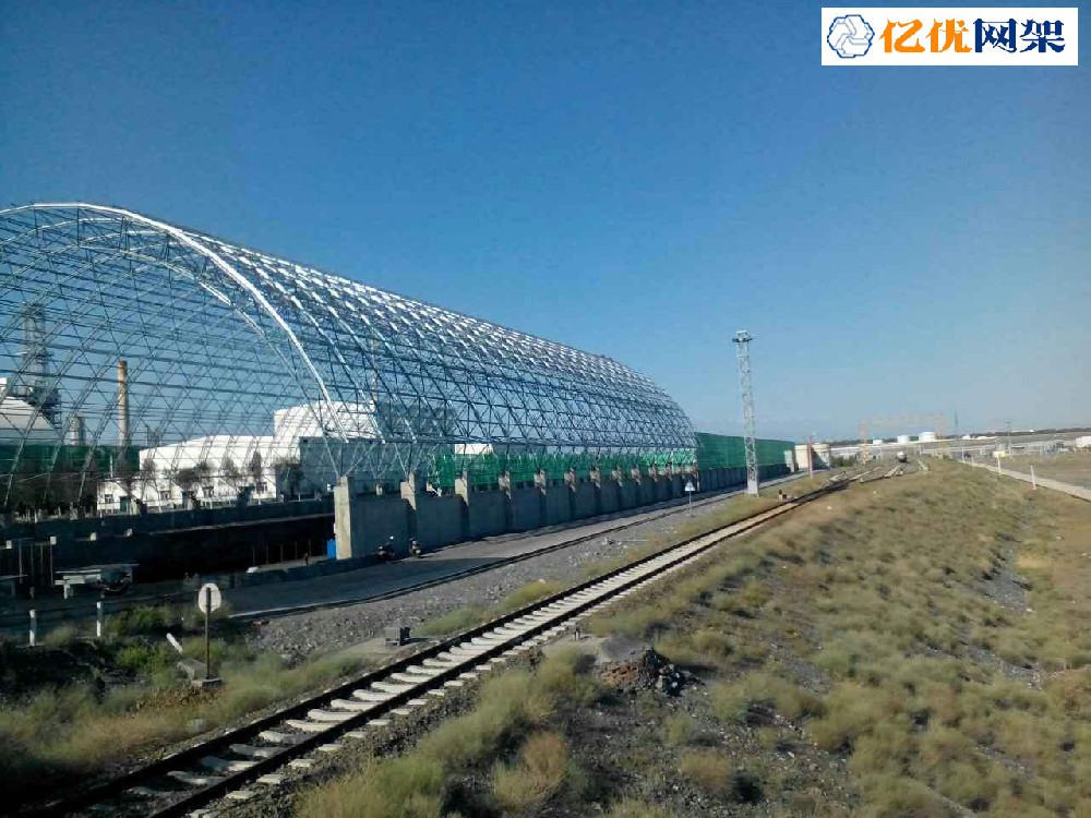 包头中石油独山子石化干煤棚网架